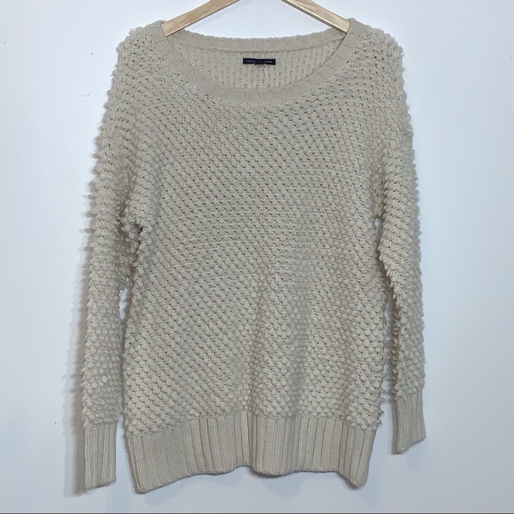 EUC American Eagle Outfitters‎ bobble crocheted sweater